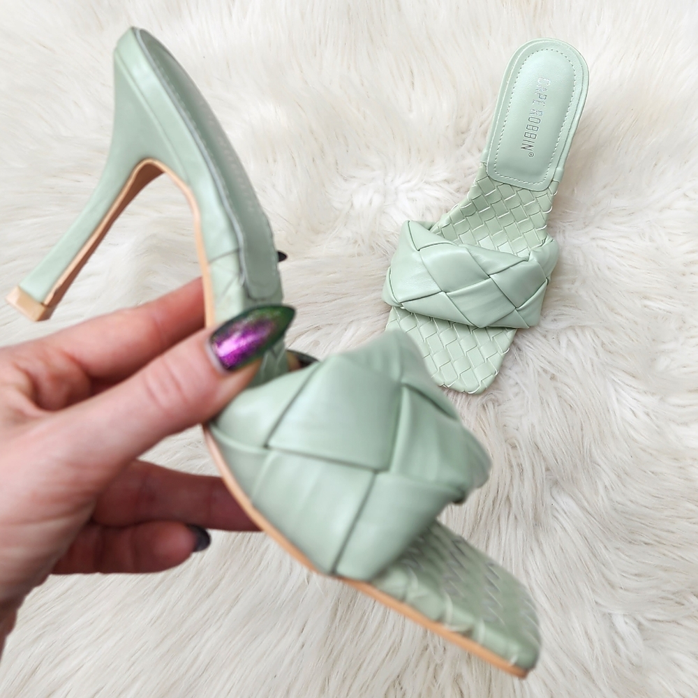 Cape Robbin Wave It Square Toe Mules